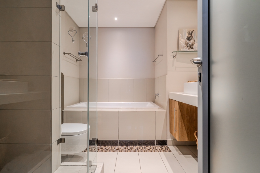 2 Bedroom Property for Sale in Claremont Upper Western Cape